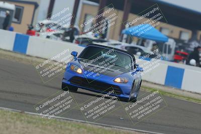 media/Dec-19-2025-Lucky Dog Racing (Fri) [[3b7b1b5fc8]]/Intermediate Low/Session 2 Turn 1/